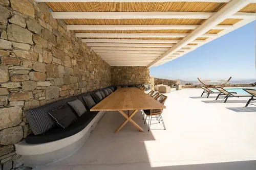 8 Bedrooms Villa in FAROS