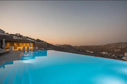 9 Bedrooms Villa in AGIOS LAZAROS