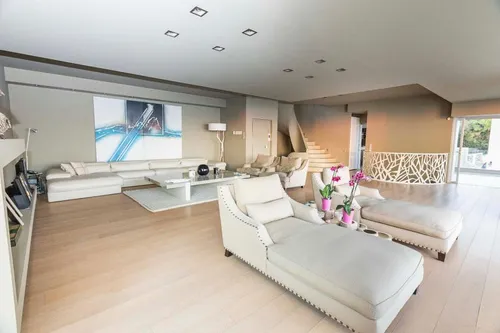 6 Bedrooms Villa in AGIA MARINA