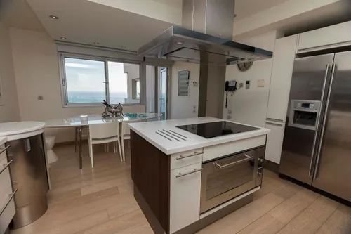 6 Bedrooms Villa in AGIA MARINA