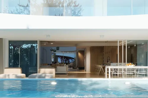 4 Bedrooms Apartment in VOULA