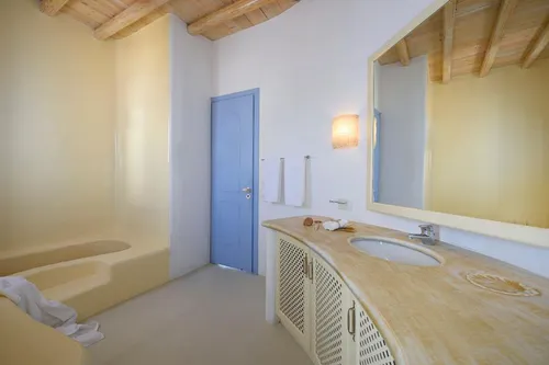 9 Bedrooms Villa in AGIOS LAZAROS