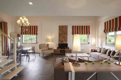 14 Bedrooms Villa in KYLLINI