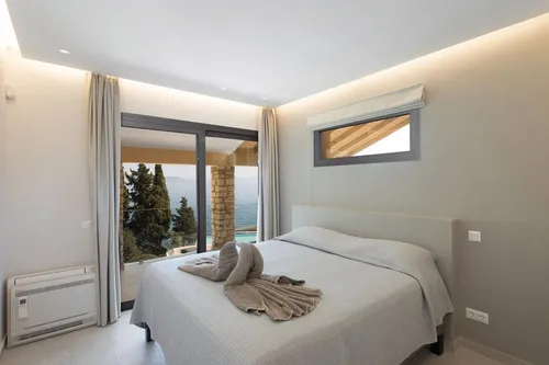 7 Bedrooms Villa in CORFU