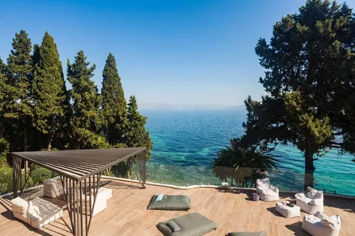 7 Bedrooms Villa in CORFU