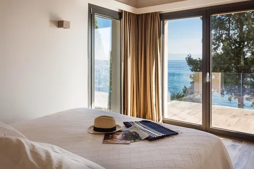 7 Bedrooms Villa in CORFU