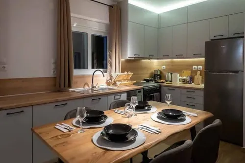 3 Bedrooms Villa in VARI