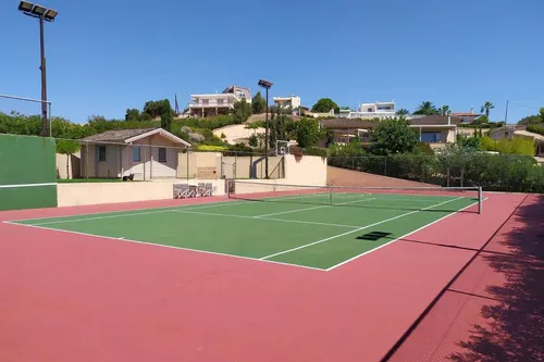 9 Bedrooms Villa in ANAVISSOS