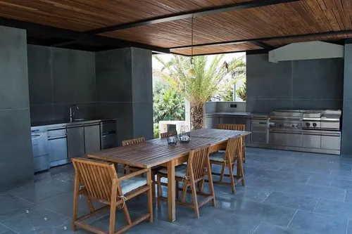 4 Bedrooms Villa in VOULIAGMENI