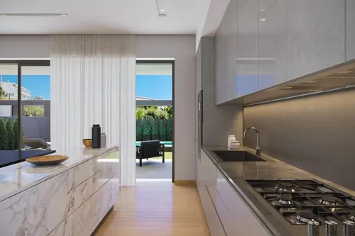 3 Bedrooms Apartment in GLYFADA