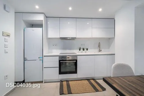 3 Bedrooms Apartment in GLYFADA