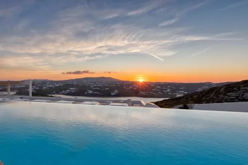 29 Bedrooms Hotel in ORNOS