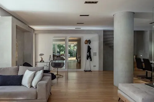 4 Bedrooms Apartment in VOULIAGMENI