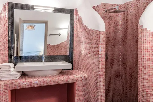 8 Bedrooms Villa in FANARI