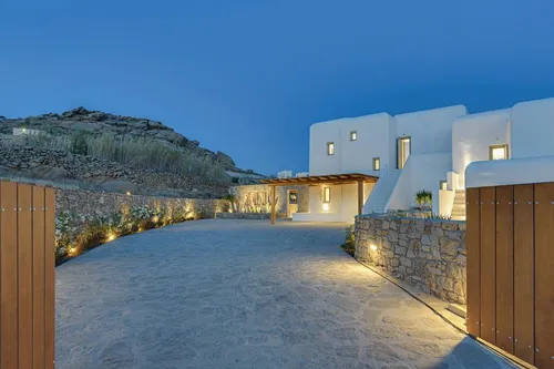 5 Bedrooms Villa in KALAFATIS