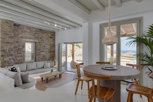 5 Bedrooms Villa in KALAFATIS