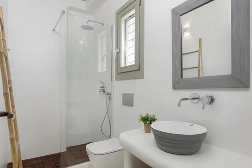 5 Bedrooms Villa in KALAFATIS