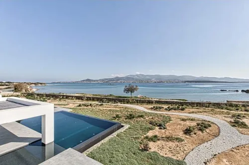 8 Bedrooms Villa in ANTIPAROS