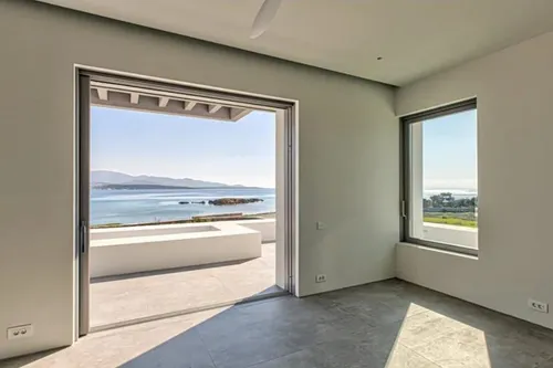 8 Bedrooms Villa in ANTIPAROS