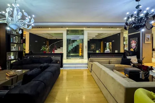 10 Bedrooms Villa in GLYFADA