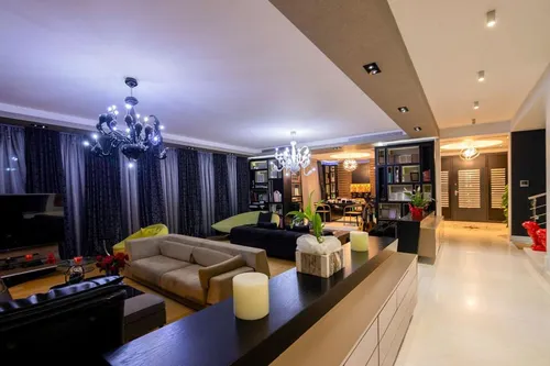 10 Bedrooms Villa in GLYFADA