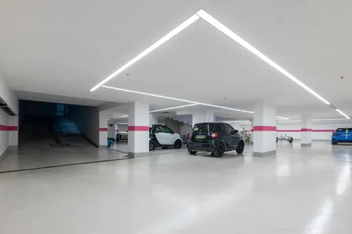 10 Bedrooms Villa in GLYFADA