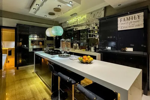 10 Bedrooms Villa in GLYFADA