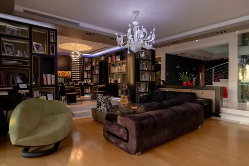 10 Bedrooms Villa in GLYFADA