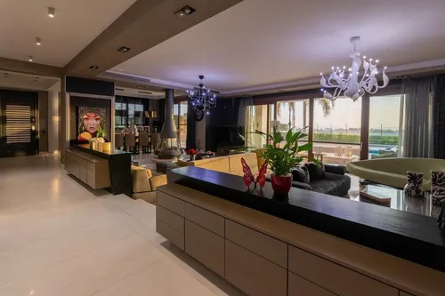 10 Bedrooms Villa in GLYFADA