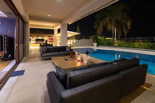 10 Bedrooms Villa in GLYFADA