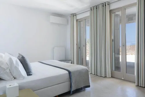 10 Bedrooms Villa in ALEOMANDRA