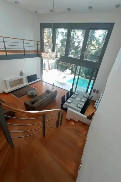 5 Bedrooms Apartment in GLYFADA