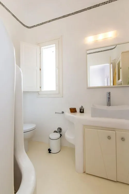 4 Bedrooms Villa in FAROS