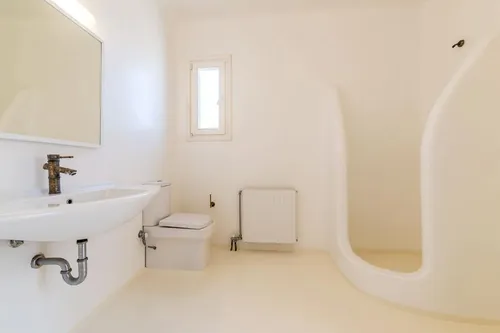 4 Bedrooms Villa in FAROS