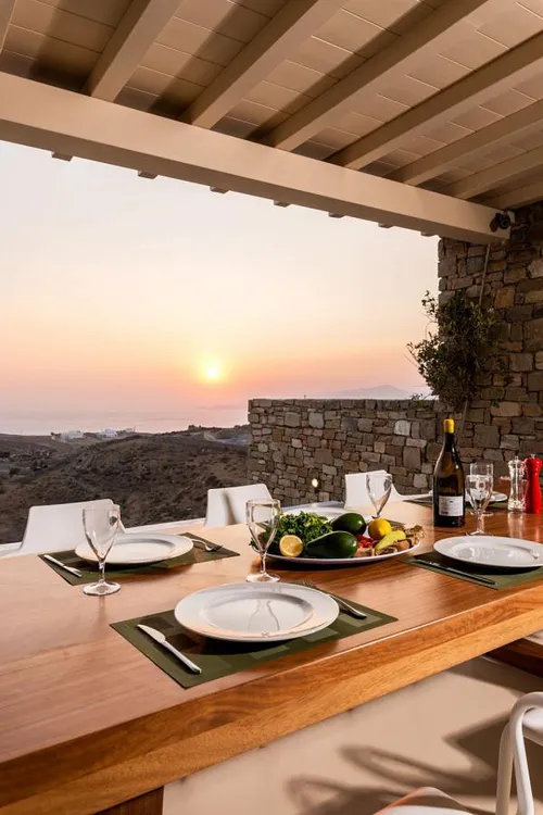 4 Bedrooms Villa in FAROS