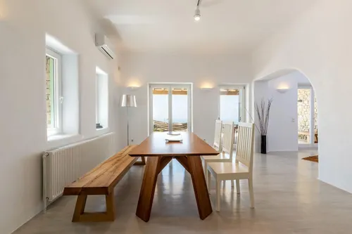 4 Bedrooms Villa in FAROS