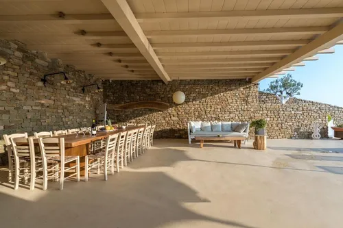 4 Bedrooms Villa in FAROS