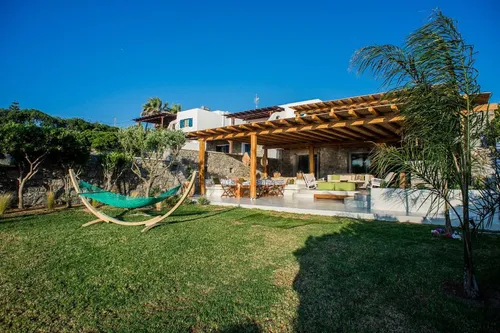 4 Bedrooms Villa in KALAFATIS