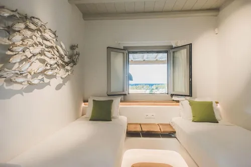 4 Bedrooms Villa in KALAFATIS