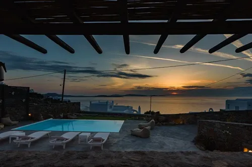 4 Bedrooms Villa in ALEOMANDRA