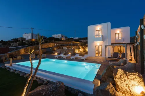 4 Bedrooms Villa in ALEOMANDRA