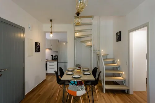 4 Bedrooms Villa in ALEOMANDRA