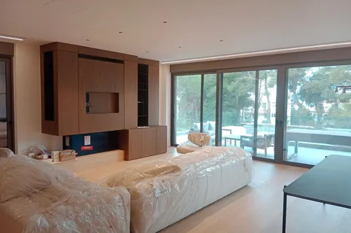 3 Bedrooms Apartment in POLITIA