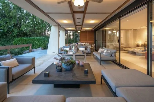 7 Bedrooms Villa in ANAVISSOS