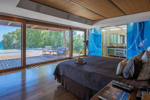 7 Bedrooms Villa in ANAVISSOS