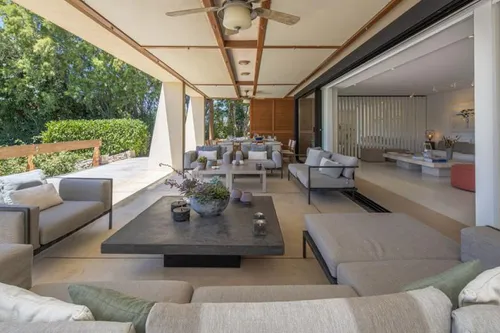 7 Bedrooms Villa in ANAVISSOS