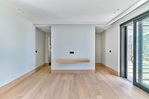 6 Bedrooms Villa in PAROS