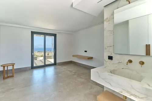 6 Bedrooms Villa in PAROS