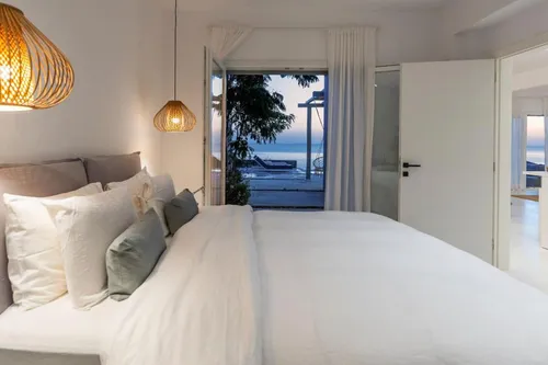 4 Bedrooms Villa in SYROS