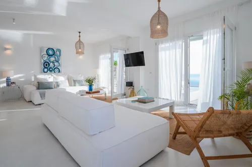 4 Bedrooms Villa in SYROS